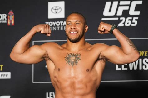 ciryl gane height weight|Ciryl Gane (Heavyweight) MMA Profile .
